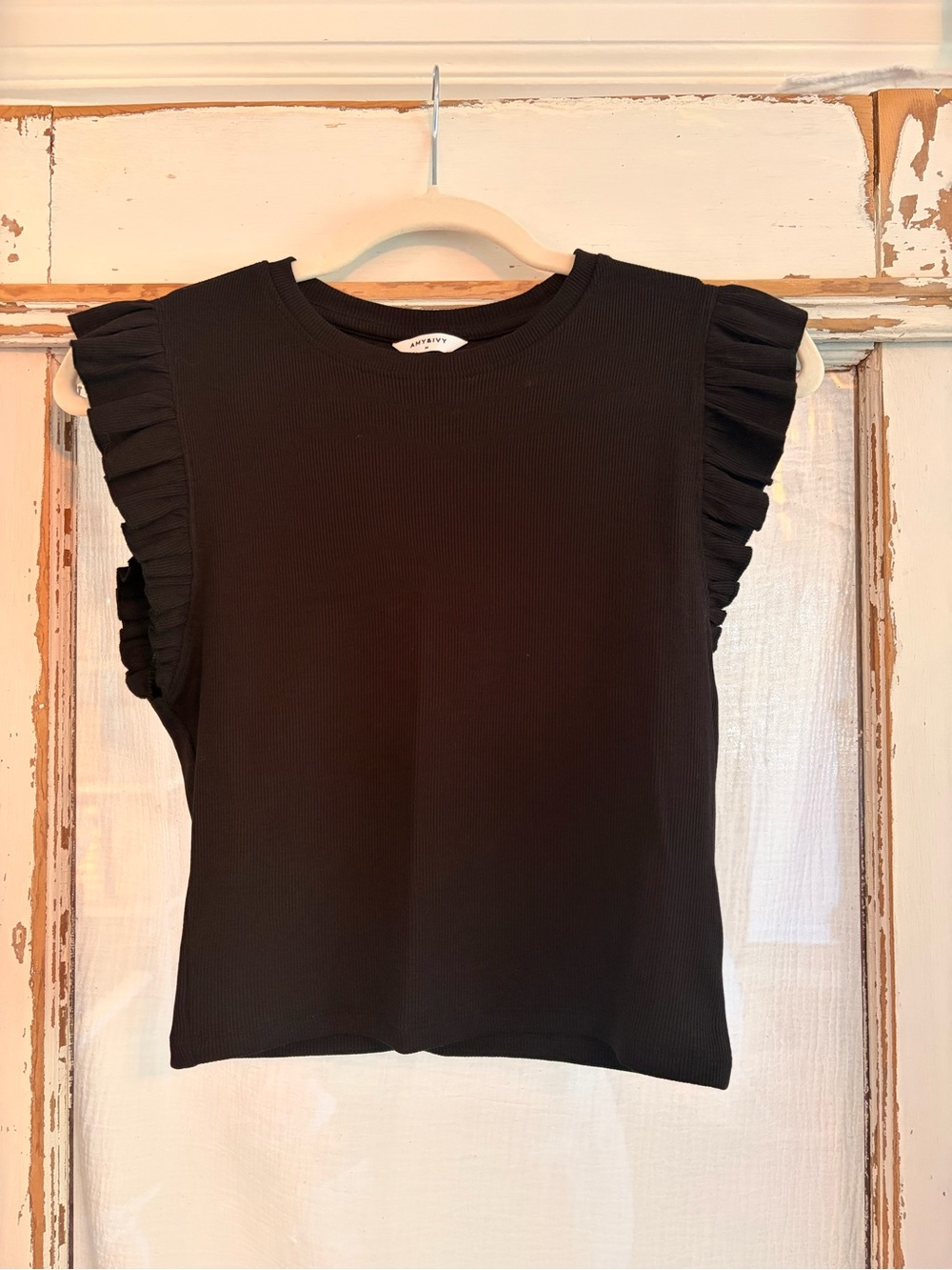 Ruffled Shoulder Ribbed Tank Top - Black